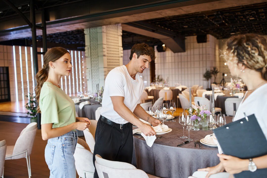 Restaurateur. V web concept